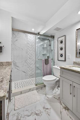 5510 N Ocean Drive 7-b, Singer Island, FL 33404