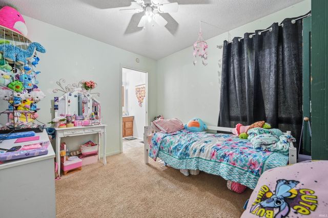 19108 N Little John Lane, Muncie, IN 47303
