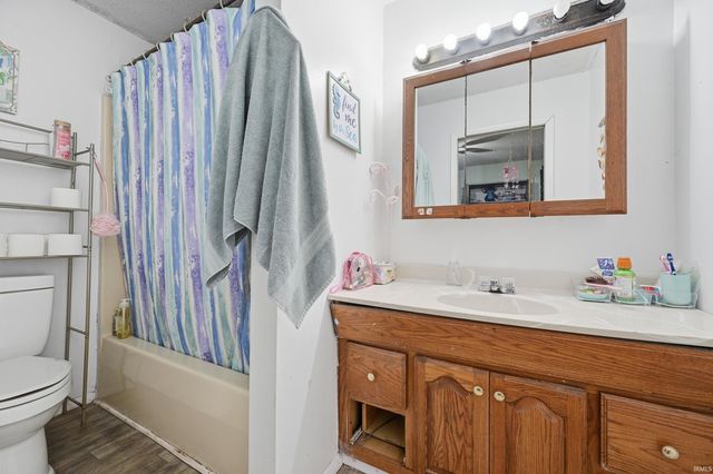 19108 N Little John Lane, Muncie, IN 47303