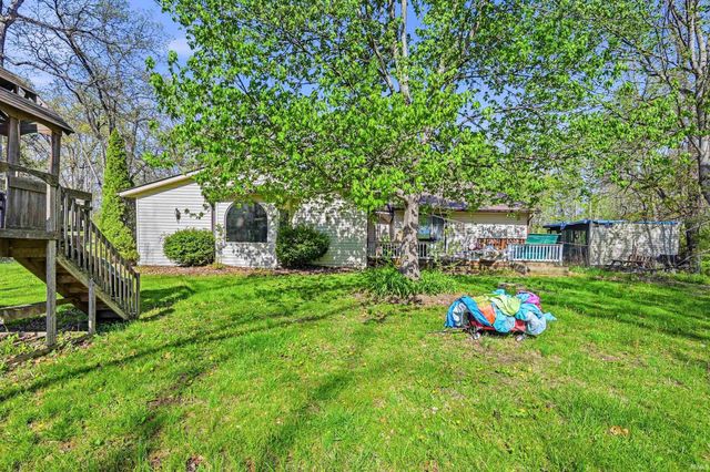 19108 N Little John Lane, Muncie, IN 47303