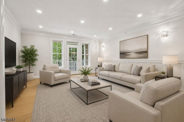 505 Holly Ln 505, Cedar Grove Twp., NJ 07009