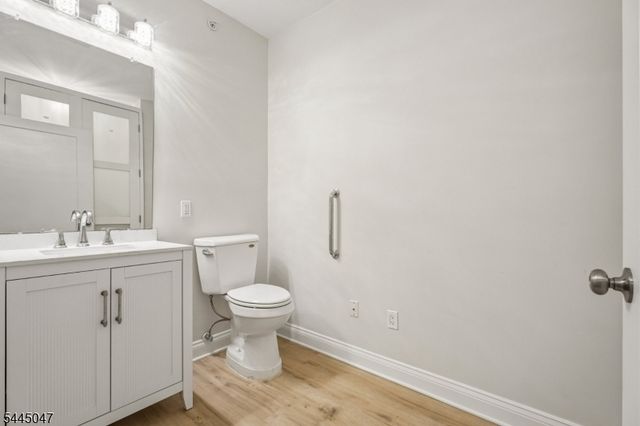 505 Holly Ln 505, Cedar Grove Twp., NJ 07009