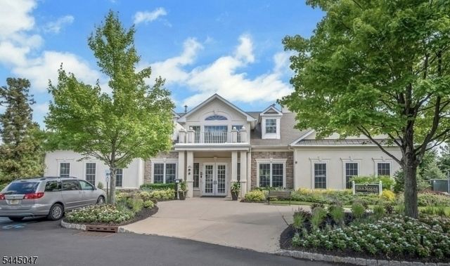 505 Holly Ln 505, Cedar Grove Twp., NJ 07009
