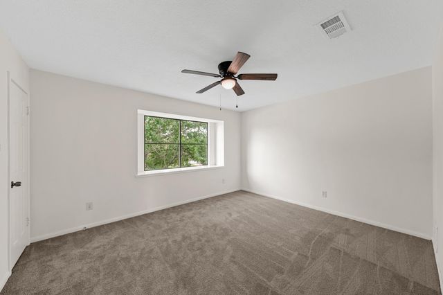 5715 Guadalupe Drive, Dickinson, TX 77539