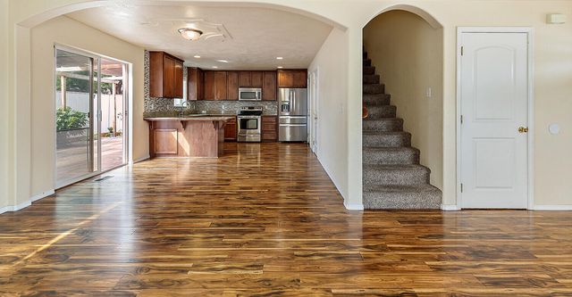 450 Freeman Road, Central Point, OR 97502