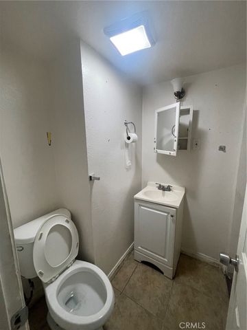 2820 W Slauson Avenue, Los Angeles, CA 90043