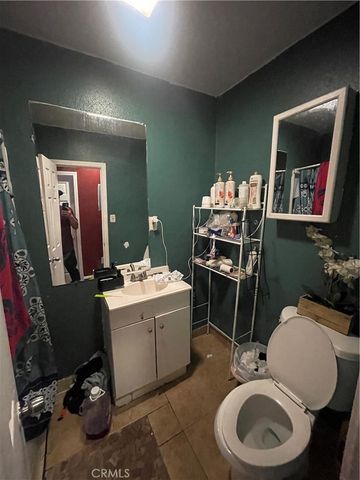 2820 W Slauson Avenue, Los Angeles, CA 90043