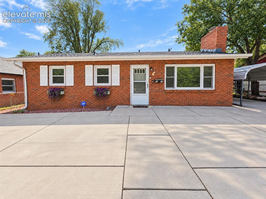 1131 Rockwood Avenue, Colorado Springs, CO 80905 — exterior