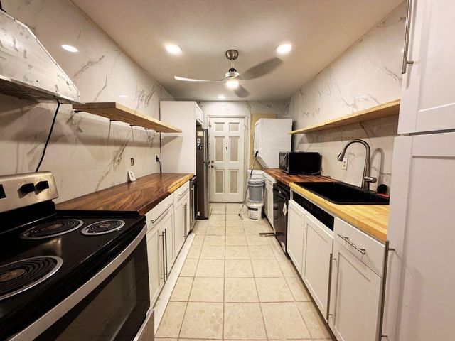 2928 Parc Lorraine, Lithonia, GA 30038