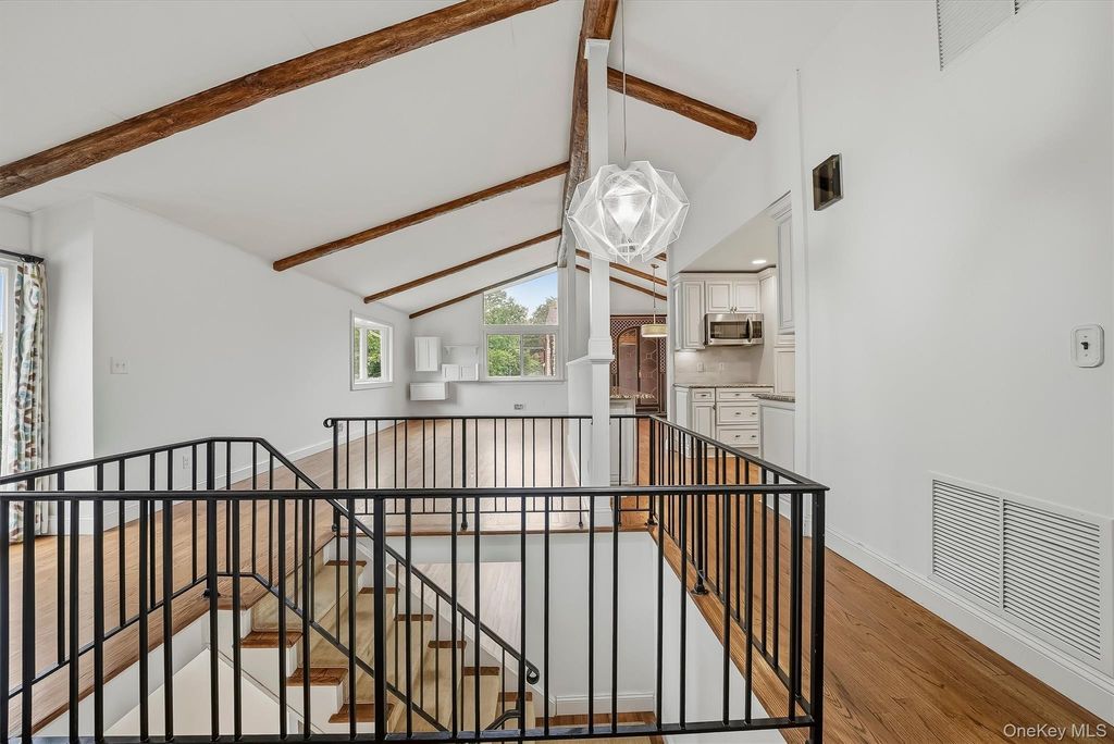 83 Edgepark Road, White Plains, NY 10603 — photo 5