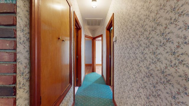 16 Clinton St, Dartmouth, MA 02748