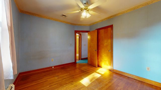 16 Clinton St, Dartmouth, MA 02748