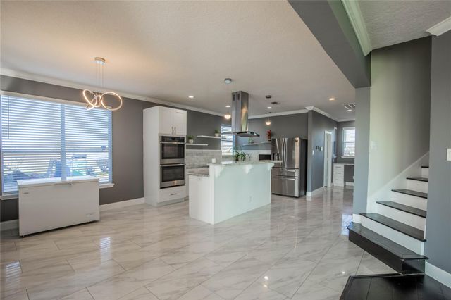 33968 Fm-521, Angleton, TX 77515