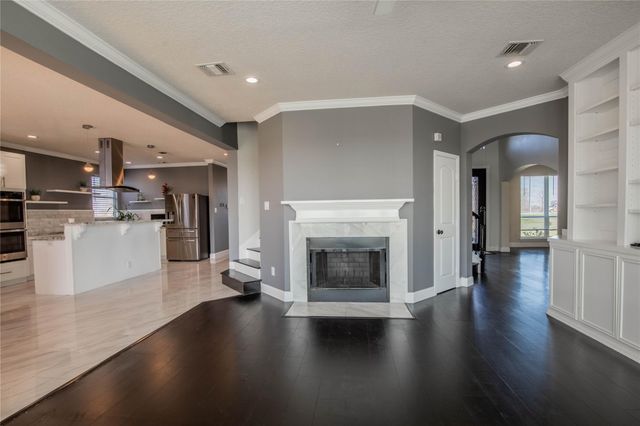 33968 Fm-521, Angleton, TX 77515