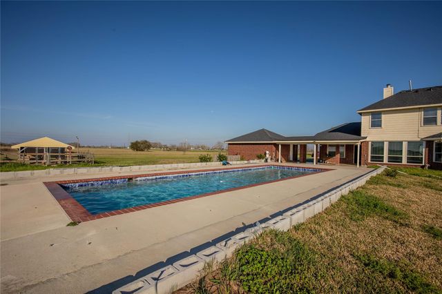 33968 Fm-521, Angleton, TX 77515