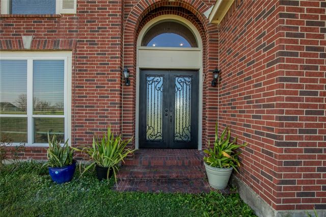 33968 Fm-521, Angleton, TX 77515