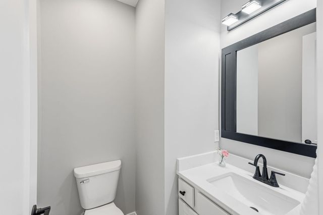 6505 PORTCRAWL DR, Columbia, MO 65201