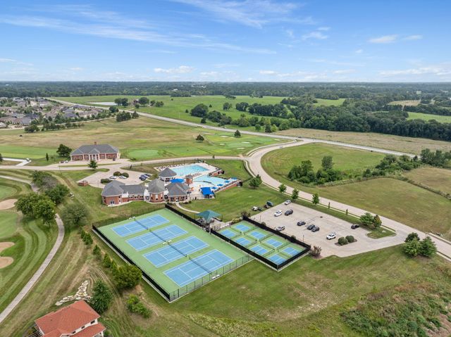 6505 PORTCRAWL DR, Columbia, MO 65201