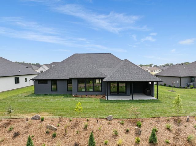 6505 PORTCRAWL DR, Columbia, MO 65201