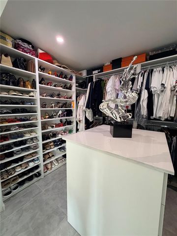 14280 SW 36th St, Miami, FL 33175