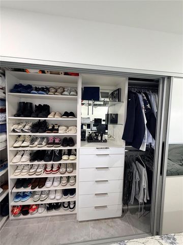 14280 SW 36th St, Miami, FL 33175