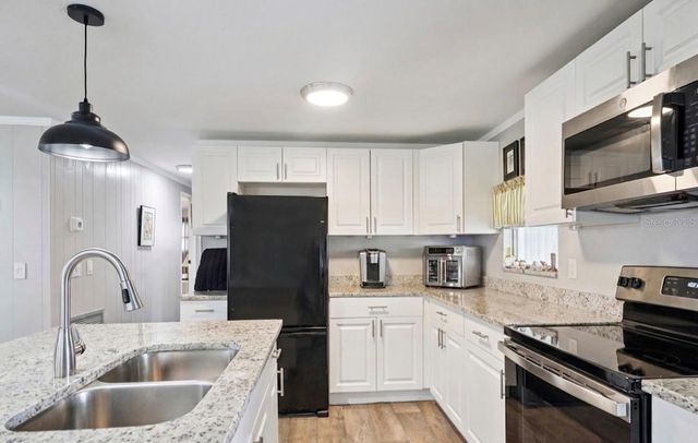 332 HAWTHORNE BOULEVARD, Leesburg, FL 34748