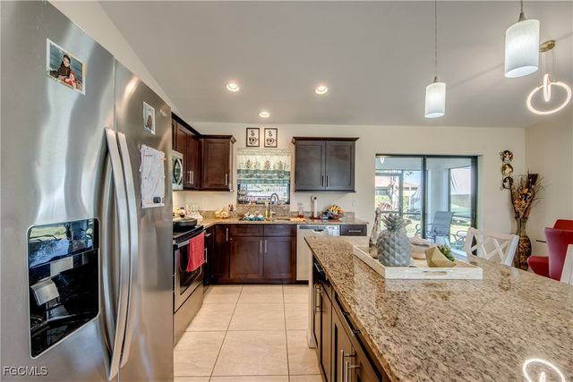 1213 SE 19th ST, Cape Coral, FL 33990