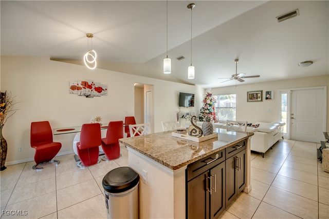 1213 SE 19th ST, Cape Coral, FL 33990