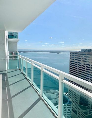 950 Brickell Bay Dr 3807, Miami, FL 33131