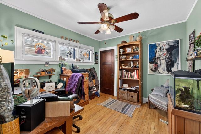 2203 N Bartlett AVENUE, Milwaukee, WI 53202