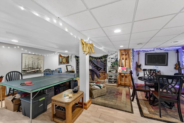 2203 N Bartlett AVENUE, Milwaukee, WI 53202