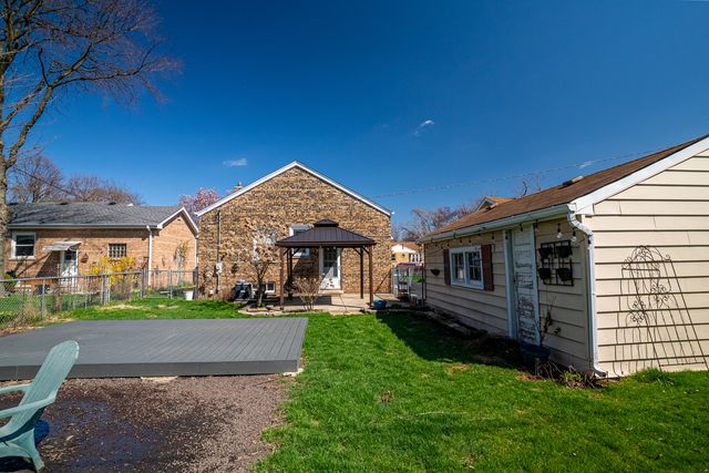 18630 Highland Avenue, Homewood, IL 60430