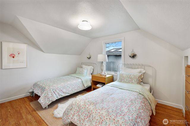 7506 Dibble Avenue NW, Seattle, WA 98117