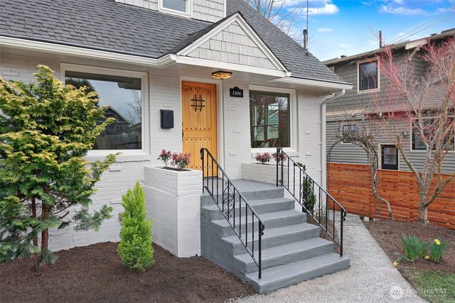 7506 Dibble Avenue NW, Seattle, WA 98117