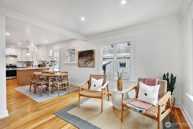 7506 Dibble Avenue NW, Seattle, WA 98117