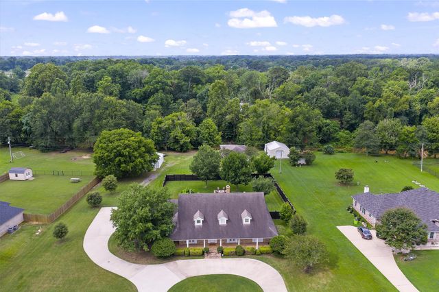 206 Shadow Ridge Drive, Bossier City, LA 71112