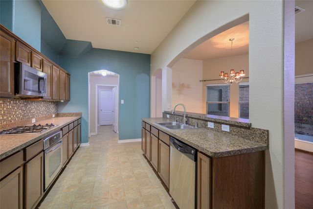 7253 Bluff Top Road, Frisco, TX 75035