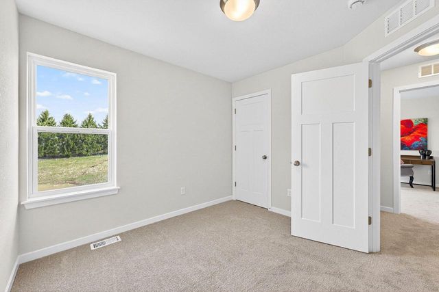 38 Copper Trails ROAD, Hartford, WI 53027