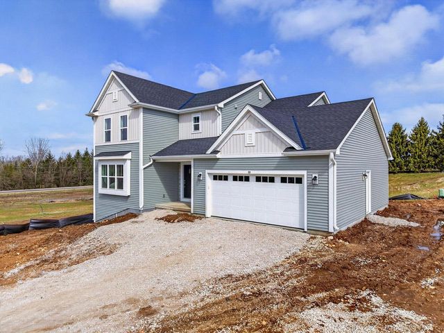 38 Copper Trails ROAD, Hartford, WI 53027