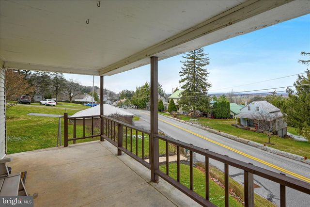 370 REXMONT RD, Lebanon, PA 17042