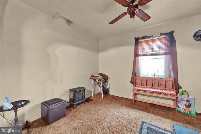 370 REXMONT RD, Lebanon, PA 17042