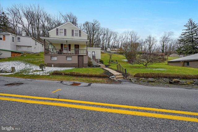 370 REXMONT RD, Lebanon, PA 17042