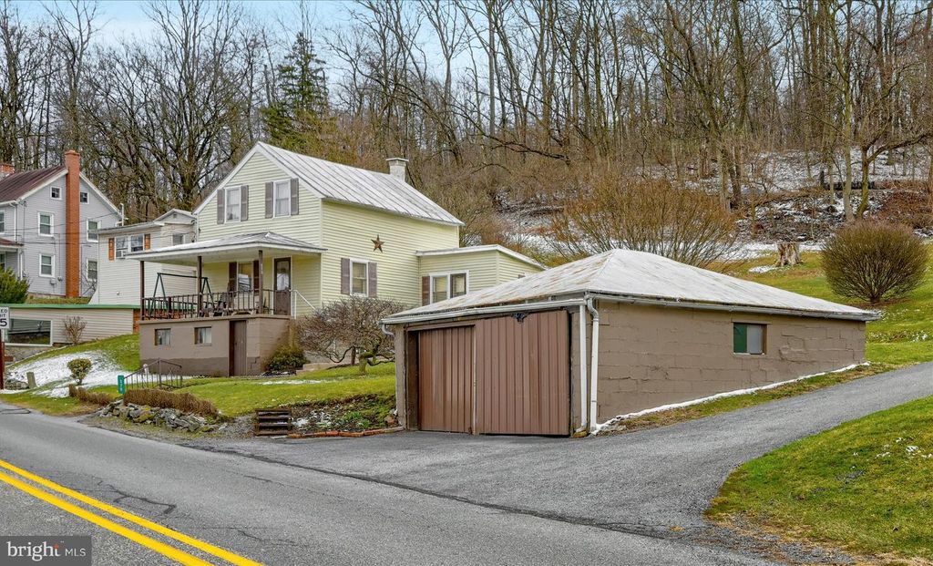 370 REXMONT RD, Lebanon, PA 17042