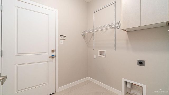 1013 E Costa Del Sol Avenue, Edinburg, TX 78542