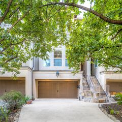 1655 Castle Court, Houston, TX 77006