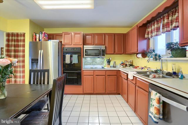 119 RED FOX LN, Harrisburg, PA 17112