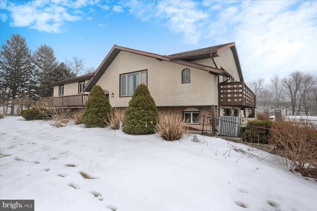 119 RED FOX LN, Harrisburg, PA 17112