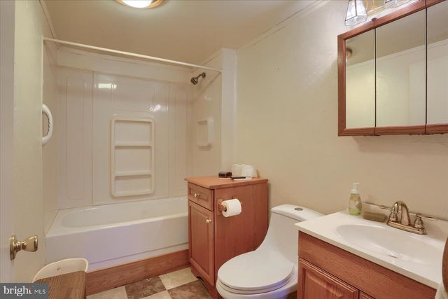 119 RED FOX LN, Harrisburg, PA 17112