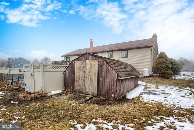 119 RED FOX LN, Harrisburg, PA 17112