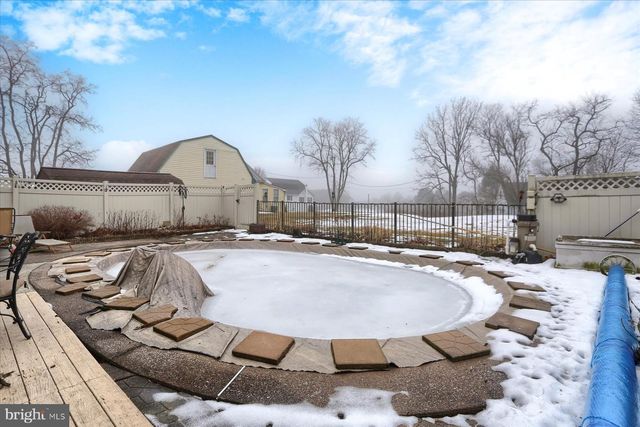 119 RED FOX LN, Harrisburg, PA 17112